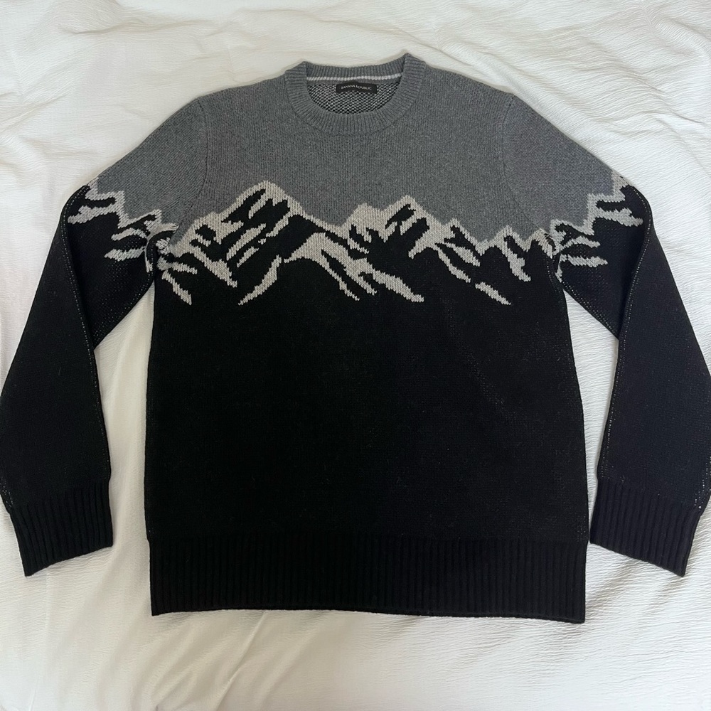 Banana Republic Alejandro Romas-Torres M Crewneck Sweater Mountain Black/Grey